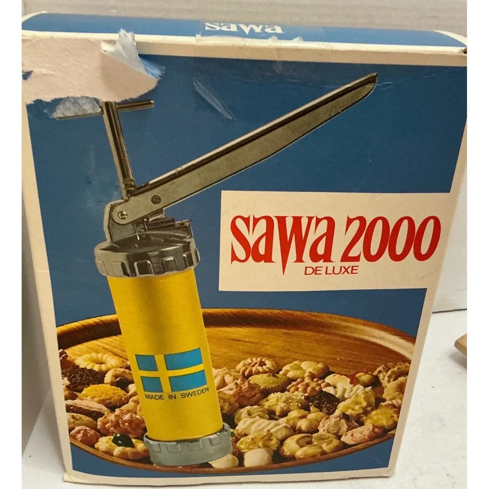 Sawa Vintage Cookie Press 2000 De Luxe Made in Sweden Gold Metal Kitchen Tool